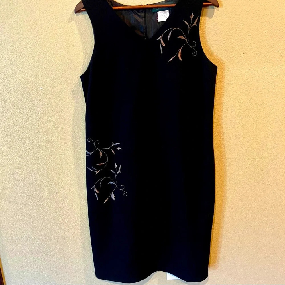 Harve Benard Embroidered Black Wool Shift Dress sz 10 Academia Preppy Vintage